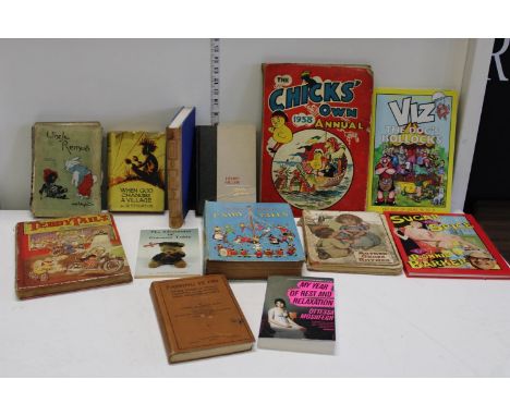 A job lot of vintage books and children's annuals 
