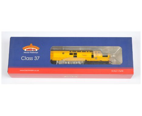 Bachmann OO Gauge 32-777Y (Limited Edition) Class 37 Network Rail Diesel Locomotive No. 97303, produced exclusively for Model