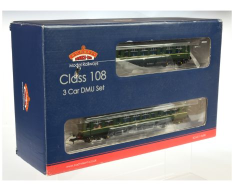 Bachmann OO 32-913 BR Green 3-car Class 108 Diesel Motor Unit (DMU) with Speed Whiskers. Conditions: Mint in Near Mint to Min
