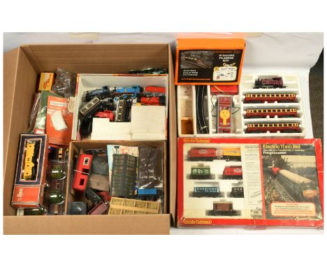 Hornby, Lima, Gaugemaster & others, loco's, rolling stock & other items. To include Hornby R169 Freightmaster Train set with 
