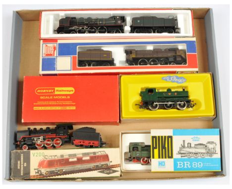 Hornby, Jouef, Piko group of Steam Loco's. To include Hornby R51S 0-6-0 GWR Green Pannier Tank; Jouef 8355 4-6-2 SNCF Green 2