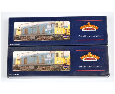 Bachmann pair of Class 20 Diesel Locomotives comprising of 32-026 Class 20 Bo-Bo BR blue Diesel Locomotive No. 20192 and 32-0