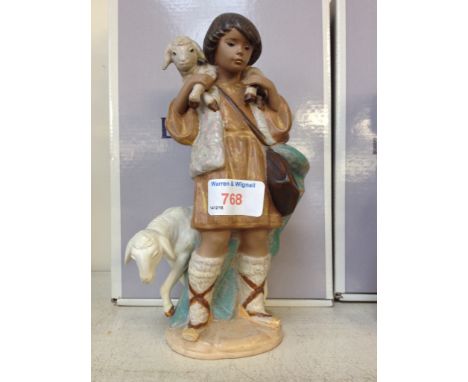 LLADRO FIGURE SHEPHERD BOY WITH BOX 22CM