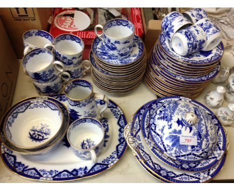 APPROX. 54 PIECES OF GRAINGER & CO WORCESTER BLUE & WHITE DINNER WARE. RTO