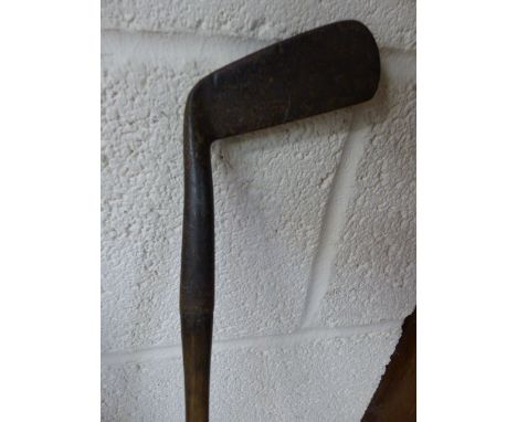 Horn handled cane and a vintage golf club