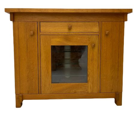 Light oak television stand Dimensions: Height:&nbsp;76cm&nbsp; Length/Width:&nbsp;93cm&nbsp; Depth/Diameter:&nbsp;44cm