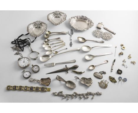 A MIXED LOT:- A two-piece buckle, a small spoon by Brian Fuller (boxed), other sundry small spoons, three bonbon dishes, a sm