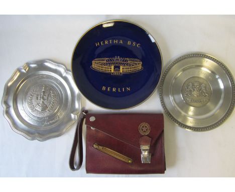 EUROPEAN FOOTBALL COMMEMORATIVE PLATES        Items previously belonging to Scottish Referee Alistair Huett, 2 pewter plates 