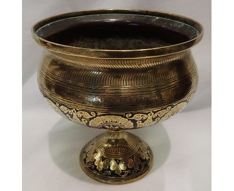 Heavy brass footed bowl with black enamel decoration, D: 17 cm. Not available for in-house P&amp;P, contact Paul O'Hea at Mai
