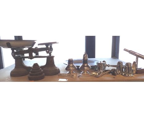 Mixed metalware including scales etc. Not available for in-house P&amp;P, contact Paul O'Hea at Mailboxes on 01925 659133 