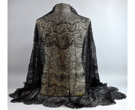  Antique Maltese black lace shawl (210 x 210 cm) and a similar collar, two black lace shawls, a Honiton collar and various ot
