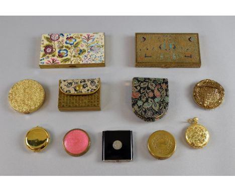 American powder compacts, mini compacts and keepalls by Volupte, 5th Avenue, Max Factor, Du Barry and Estee Lauder in gilt me
