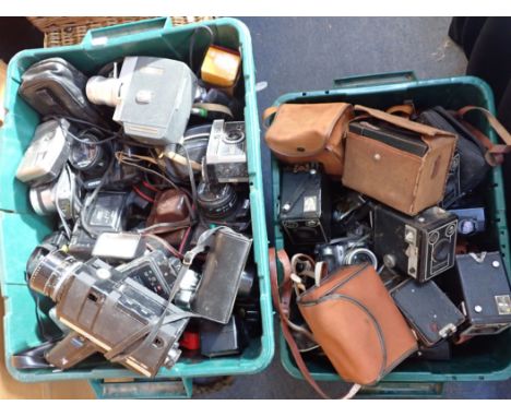 A LARGE QUANTITY OF CAMERAS vintage and modern