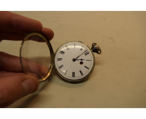 An early 19th century French white metal repeating pocket pocket watch, having 4.6cm domed enamel dial decorated Roman numera