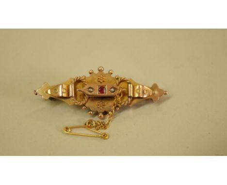 An Edwardian 9ct gold gem and pearl set bar brooch, Chester 1903