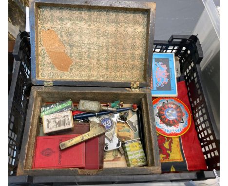 Victorian wooden box comprising 19th century brass fleam, USA gun oiler, Veteran Motorist's association car club badge, 14ct 