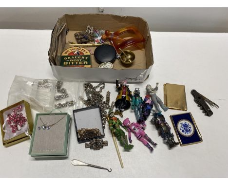 A box of assorted collectibles including vintage jewellery and other items