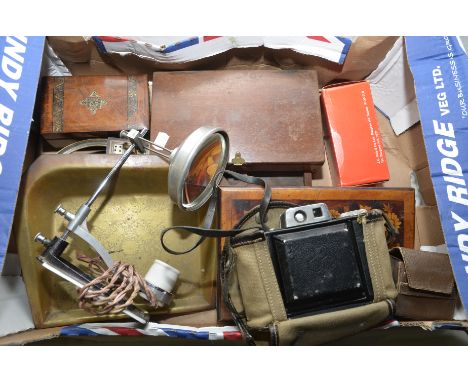 Wooden boxes, a Agieold camera, cribbage board, lights etc  