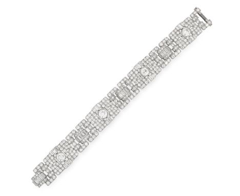 AN IMPORTANT DIAMOND BRACELET, CIRCA 1940 set with four principal old cut diamonds of 1.51, 1.08, 1.03 and 1.02 carats, accen