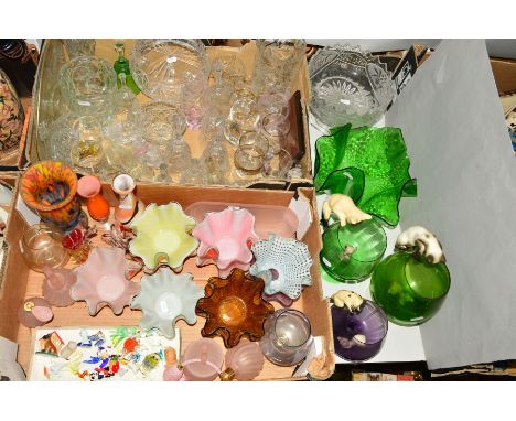 TWO BOXES AND LOOSE GLASS ITEMS, to include eleven Chance glass handkerchief bowls, Murano style lamp work animals, Caithness