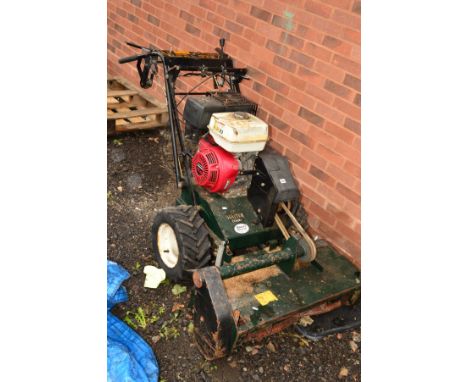 A HAYTER CONDOR HYDROSTATIC DRIVE GX340 PETROL TWIN WHEEL LAWN MOWER (engine turning)