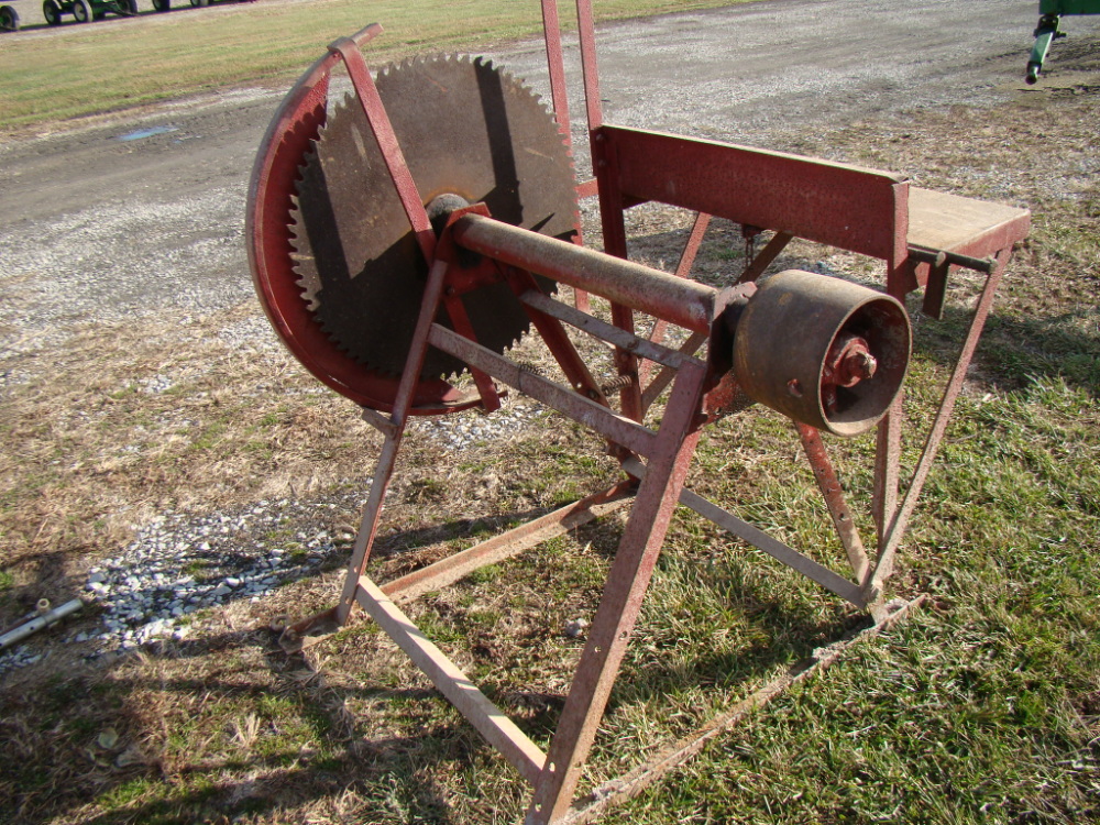 Old Buzz Saw