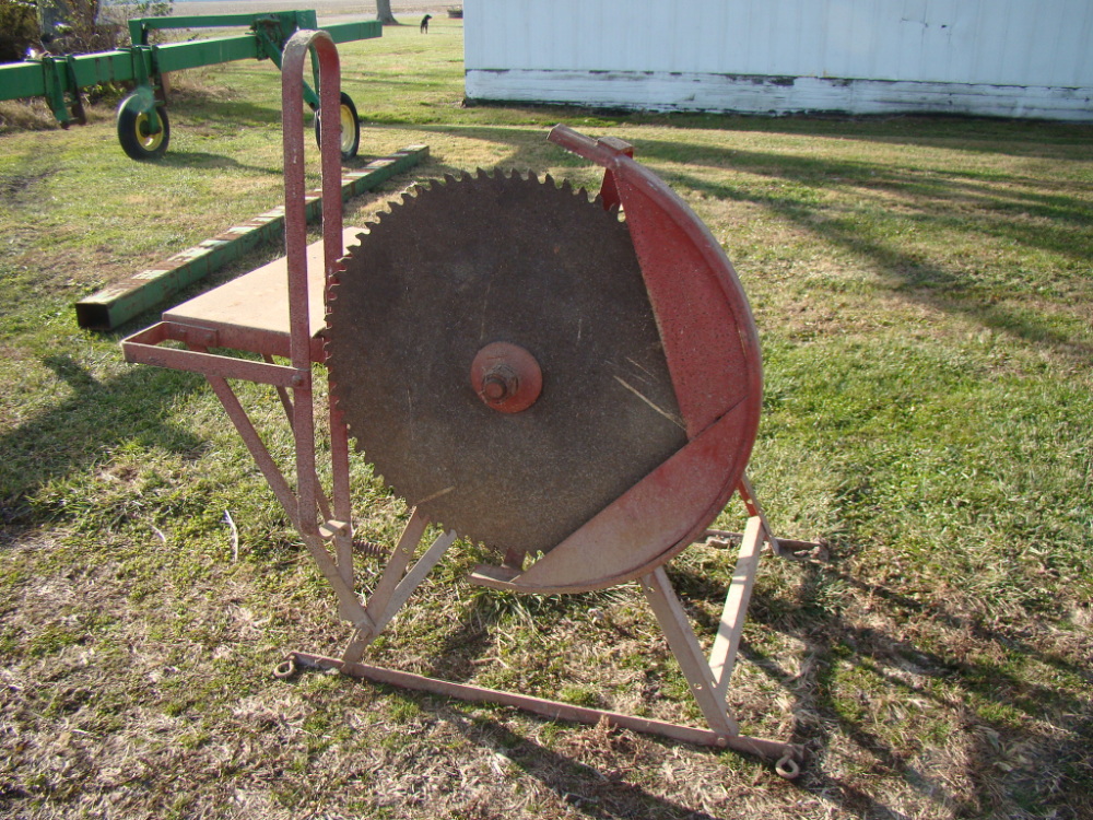 Old Buzz Saw