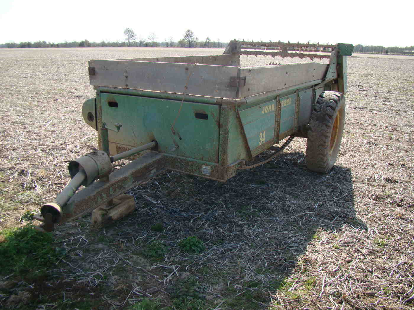 John Deere model 34 pto manure spreader good floor