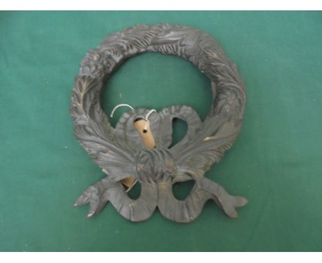 Heavy bronze laurel leaf ornament
