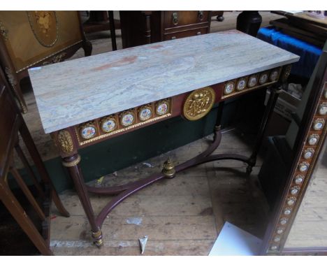 Most decorative rectangular topped serving table with veined grey ground coloured marble to the upper surface with raised bra