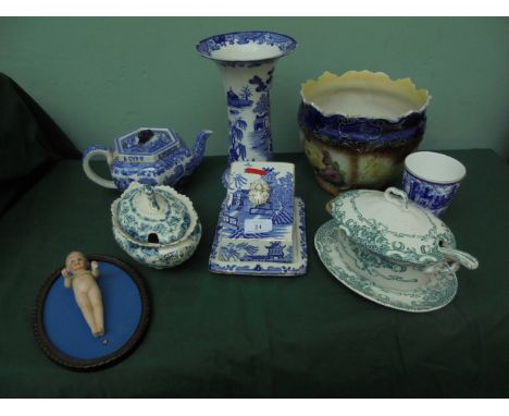 Blue and white and green and white ware incl. a  Masons cylindrical vase, early Copeland Spode teapot, willow pattern lidded 