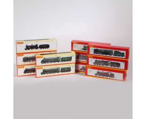 Eleven Hornby '00' gauge model railway locomotives comprising: BR 4-6-0 Standard 4MT Class '75072' - R3016 LNER 0-6-2T Class 