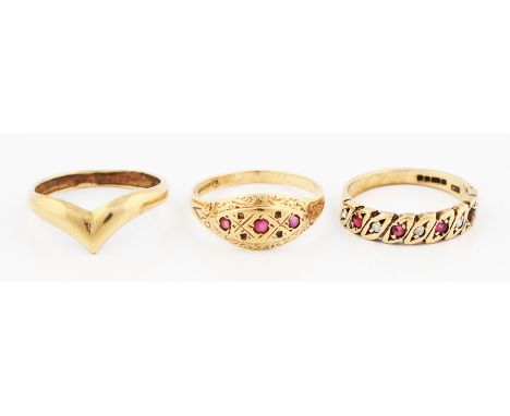 A lot to include a 9ct yellow gold ruby and diamond half eternity ring, hallmarked Birmingham 1976, ring size L, together wit
