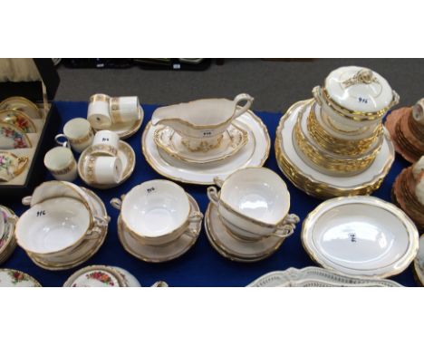 A Spode Sheffield part dinnerservice and Wedgwood Marguerite pattern coffee cups and saucers Condition Report:Spode in good c