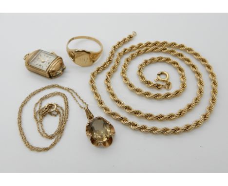 A 9ct gold rope chain length 52.5cm, a 9ct smoky quartz retro pendant length 2.4cm, chain 42cm, a 9ct gold signet ring size Y