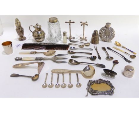 A lot comprising assorted EP and white metal items, small jug, pepperette, comb, scent bottle, small photo frame, spoons etc 