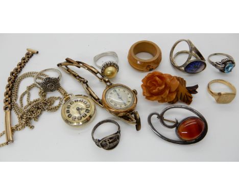 A 9ct gold signet ring finger size M, a silver Ortak carnelian brooch and other items Condition Report: Not available for thi