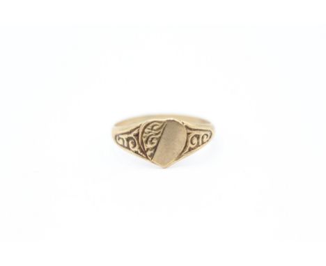 9ct gold dainty heart ring (0.6g)