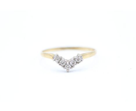 9ct gold cubic zirconia wishbone ring (0.9g)
