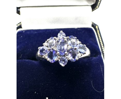 9ct white gold Tanzanite &amp; diamond ring weight 3g