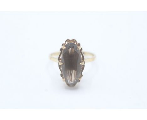 9ct gold smokey quartz cocktail ring (2.6g)