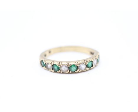 9ct gold vintage green &amp; white gemstone ring (2.1g)