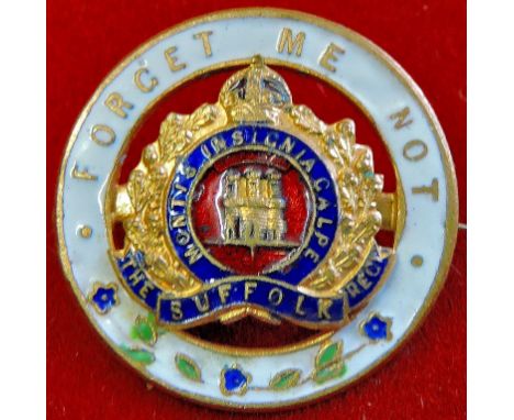 Pre WWII The Suffolk Regiment Sweetheart brooch, an interesting design with The Suffolk Regt cap badge design within a white 