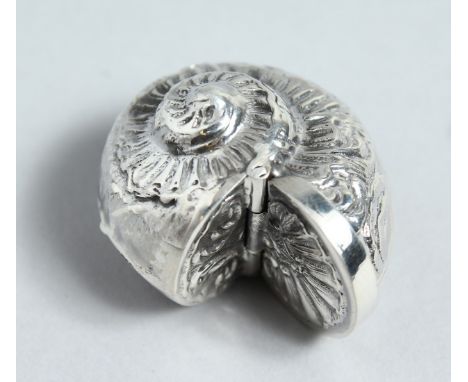 A SILVER NAUTILUS SHELL SNUFF BOX