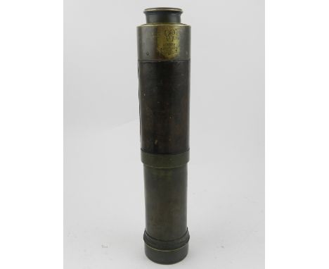 Adie & Son metal and wooden cased extendable telescope, engraved 'Adie & Son, Edinburgh'. Extended L.65cm, closed 24cm.