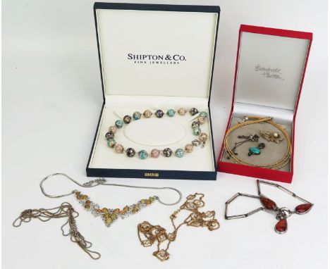A Selection of Silver Jewellery including an amber mounted necklace, silver gilt necklace, opal necklace, etc. 