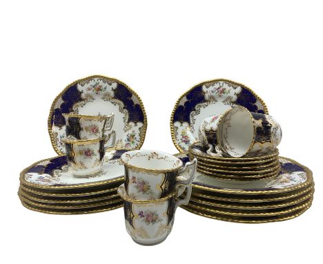 Twelve late Victorian Coalport 'Batwing' pattern dessert plates together with six teacups and saucers decorated with floral s