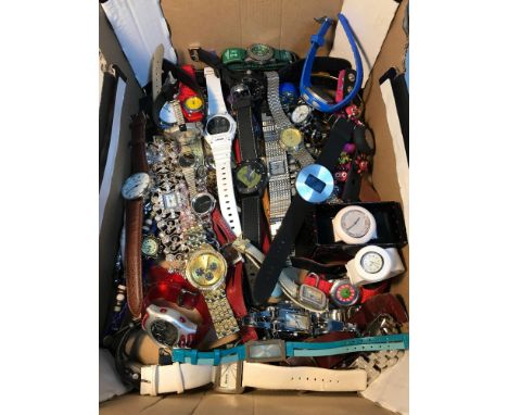 A Large quantity of mixed watches which includes Galloway golf watch, Velox digital watch, Lorus and sekonda 