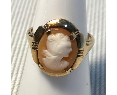 A Victorian 9ct gold and hand carved cameo ring. Ring size L. Weighs 3 grams 