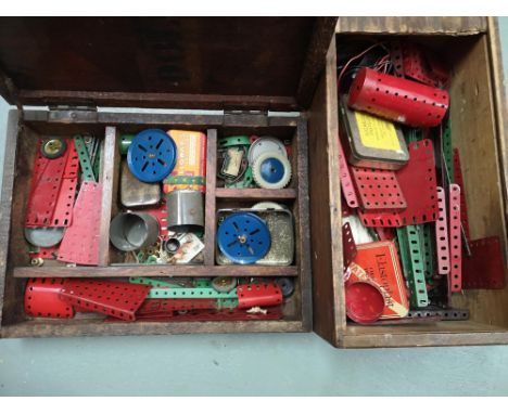 Two boxes of vintage Meccanno